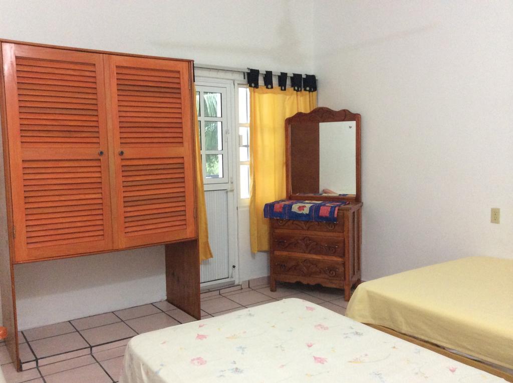 Bungalows Casa Grande San Patricio Melaque Room photo
